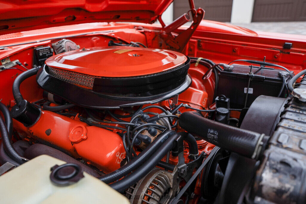 Plymouth-Road-Runner-1970-Coupe-20