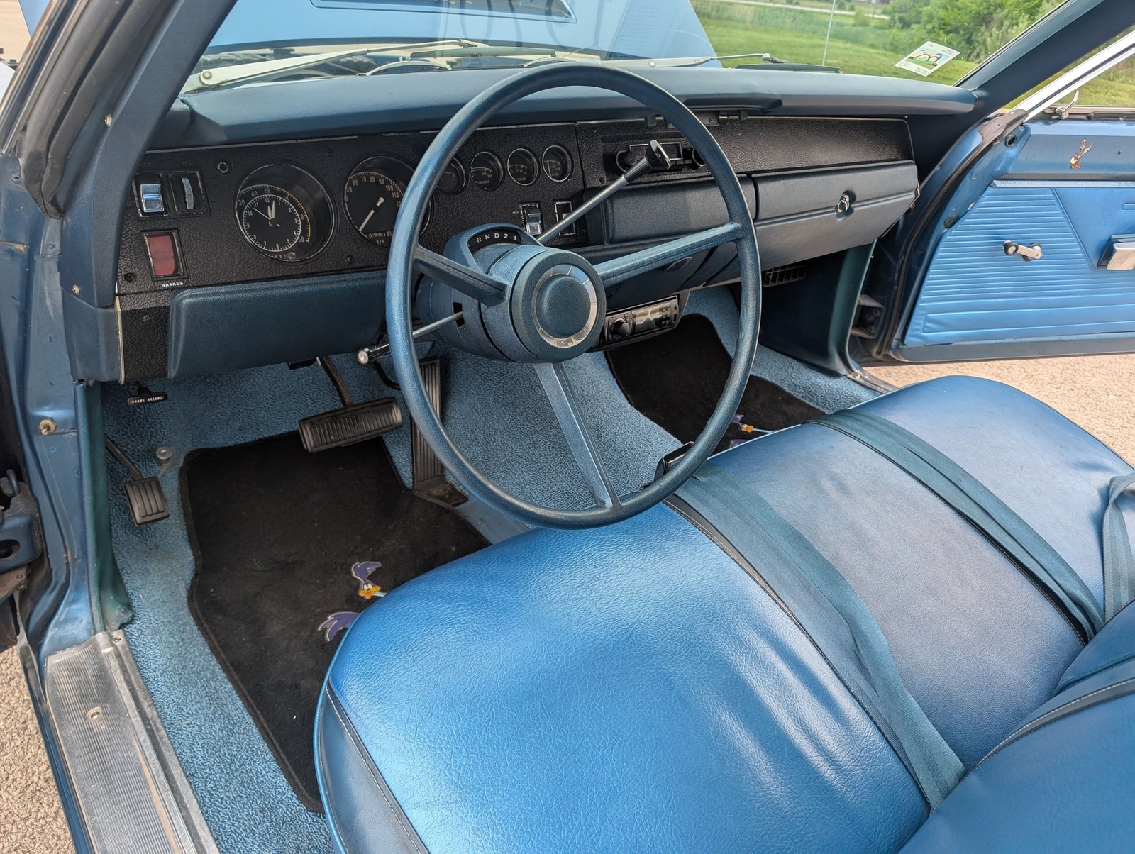Plymouth-Road-Runner-1970-Coupe-3