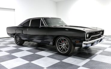 Plymouth-Road-Runner-1970-Coupe