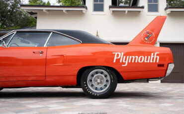 Plymouth-Road-Runner-1970-Coupe-4