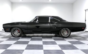 Plymouth-Road-Runner-1970-Coupe-4