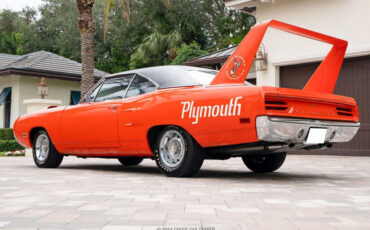 Plymouth-Road-Runner-1970-Coupe-5