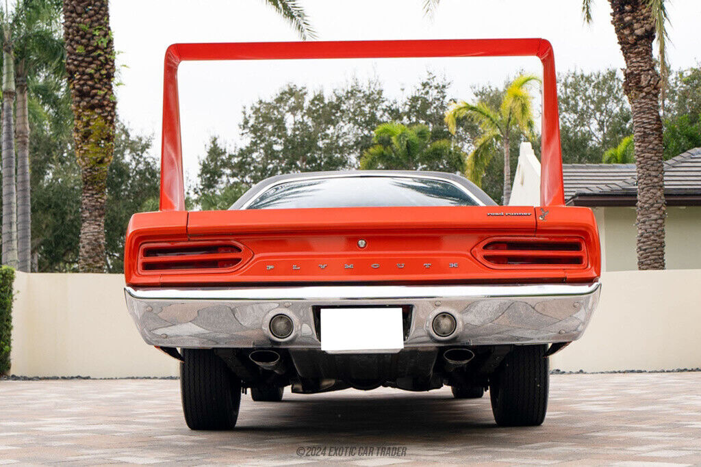 Plymouth-Road-Runner-1970-Coupe-6