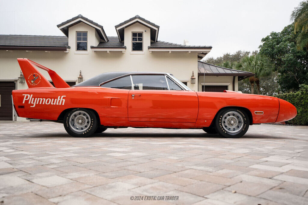 Plymouth-Road-Runner-1970-Coupe-8