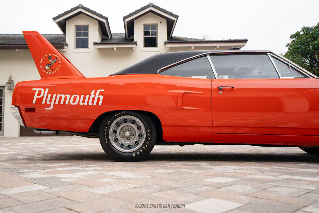 Plymouth-Road-Runner-1970-Coupe-9