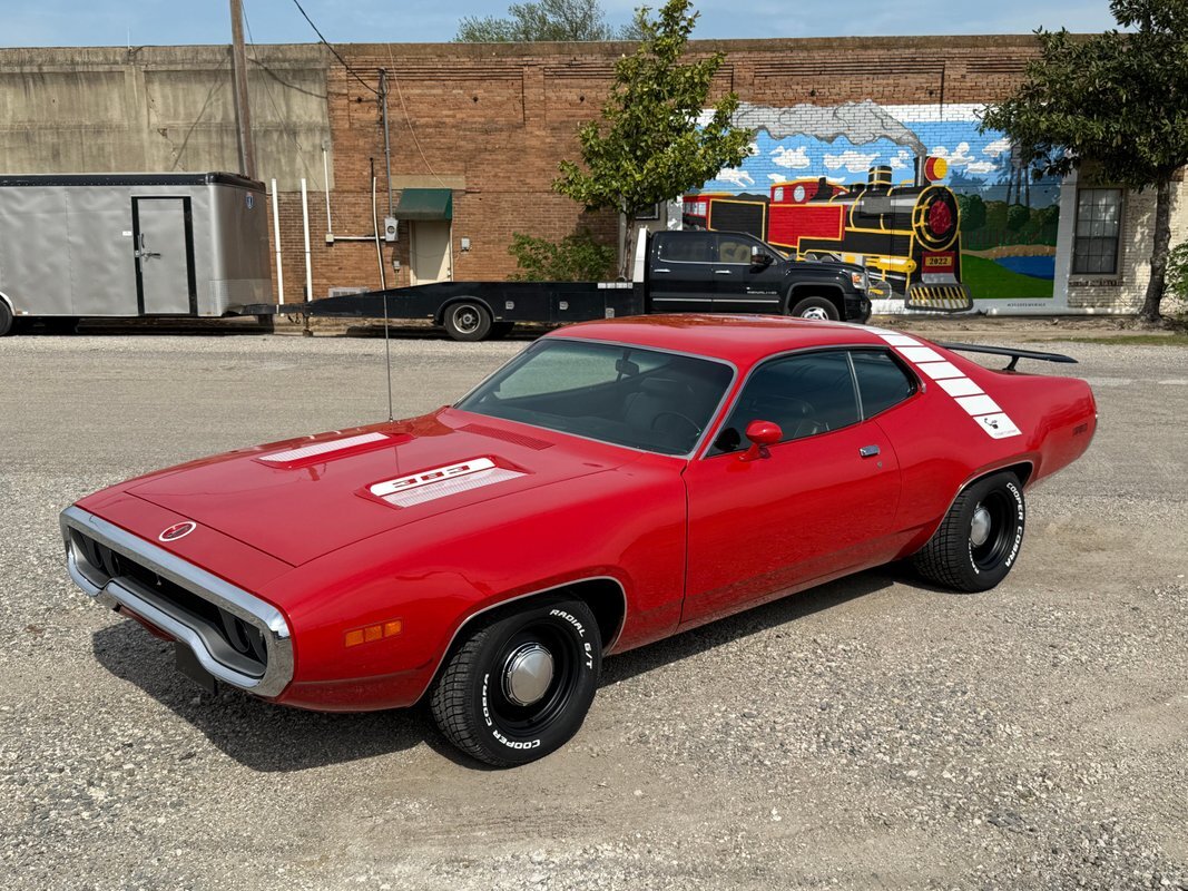 Plymouth-Road-Runner-1971-30