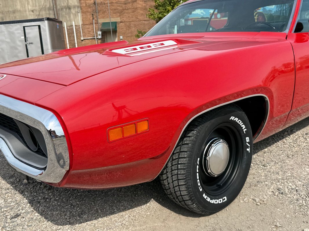 Plymouth-Road-Runner-1971-31