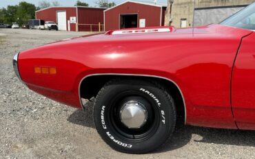 Plymouth-Road-Runner-1971-35