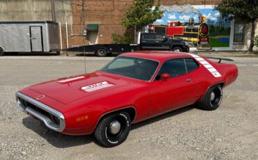 Plymouth-Road-Runner-1971