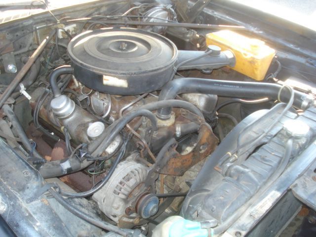Plymouth-Road-Runner-1974-Road-Runner-18