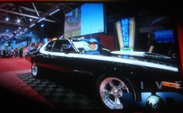 Plymouth-Road-Runner-1974-Road-Runner-21