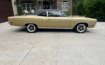 Plymouth-Roadrunner-1969-3