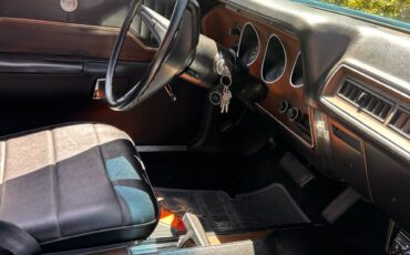 Plymouth-Roadrunner-1972-10
