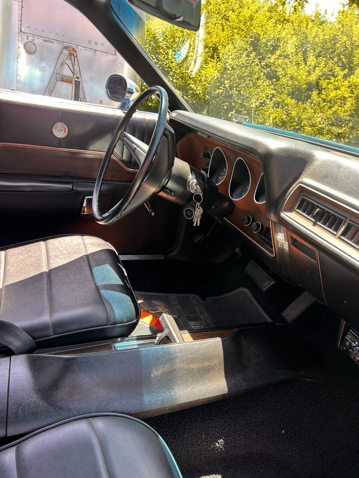 Plymouth-Roadrunner-1972-10