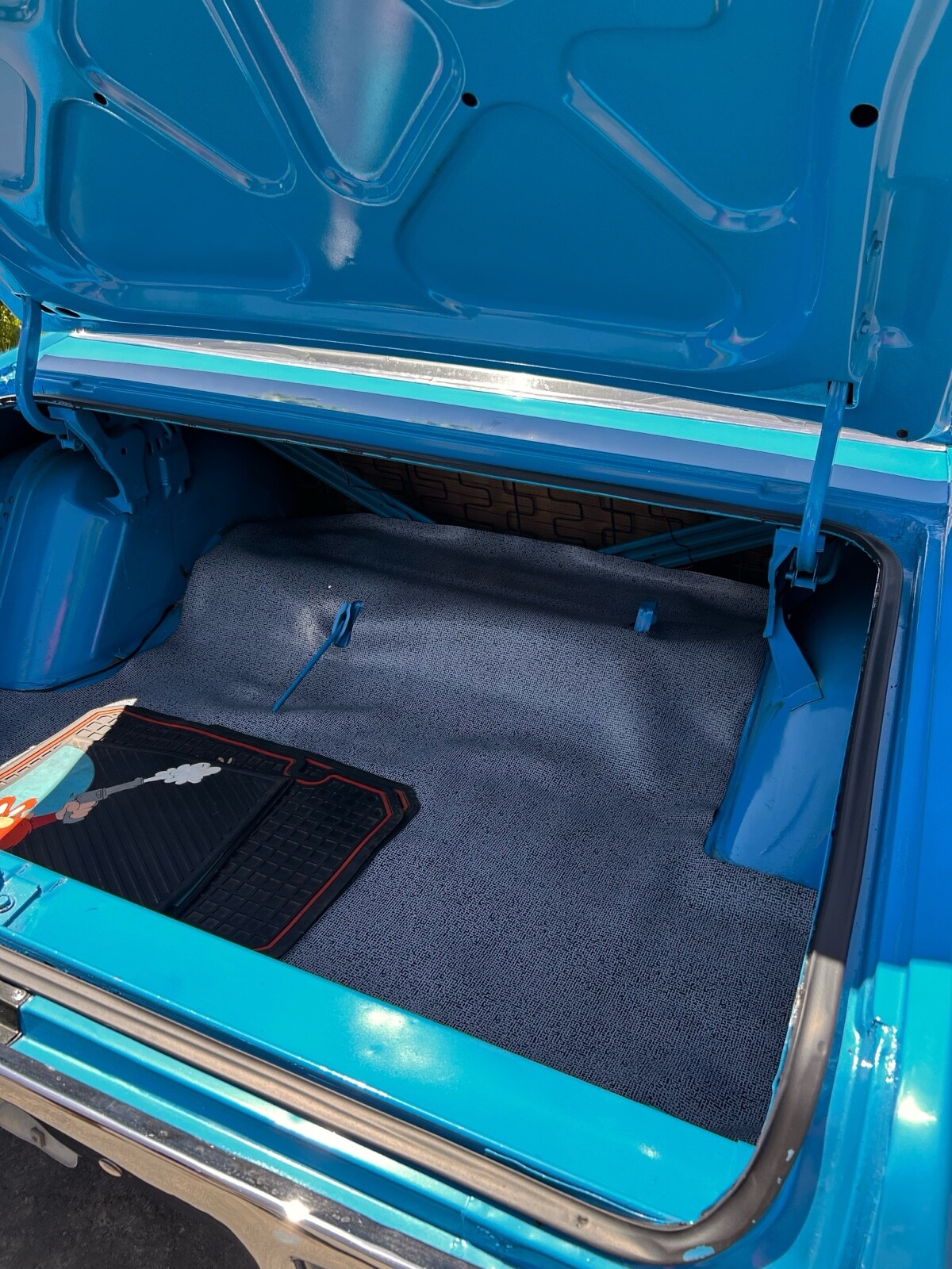 Plymouth-Roadrunner-1972-12