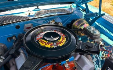 Plymouth-Roadrunner-1972-17