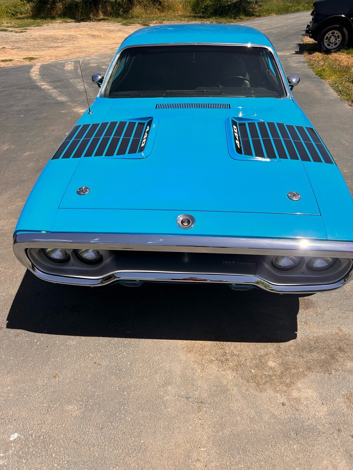 Plymouth-Roadrunner-1972-2