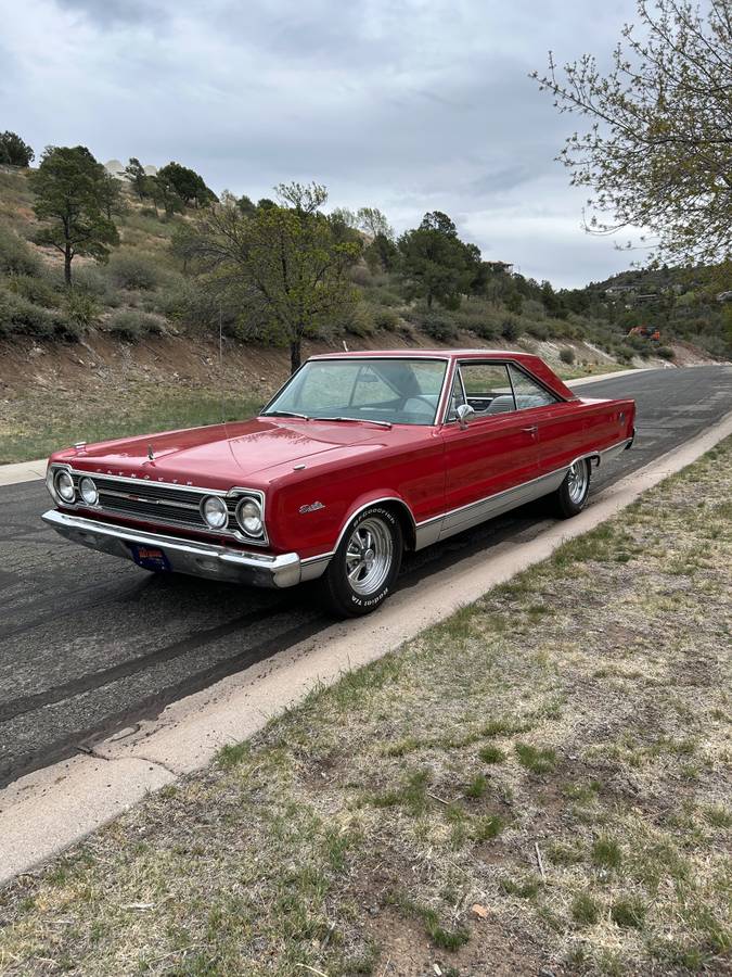 Plymouth-Satellite-1967-red-1