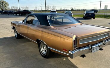 Plymouth-Satellite-1969-Coupe-4