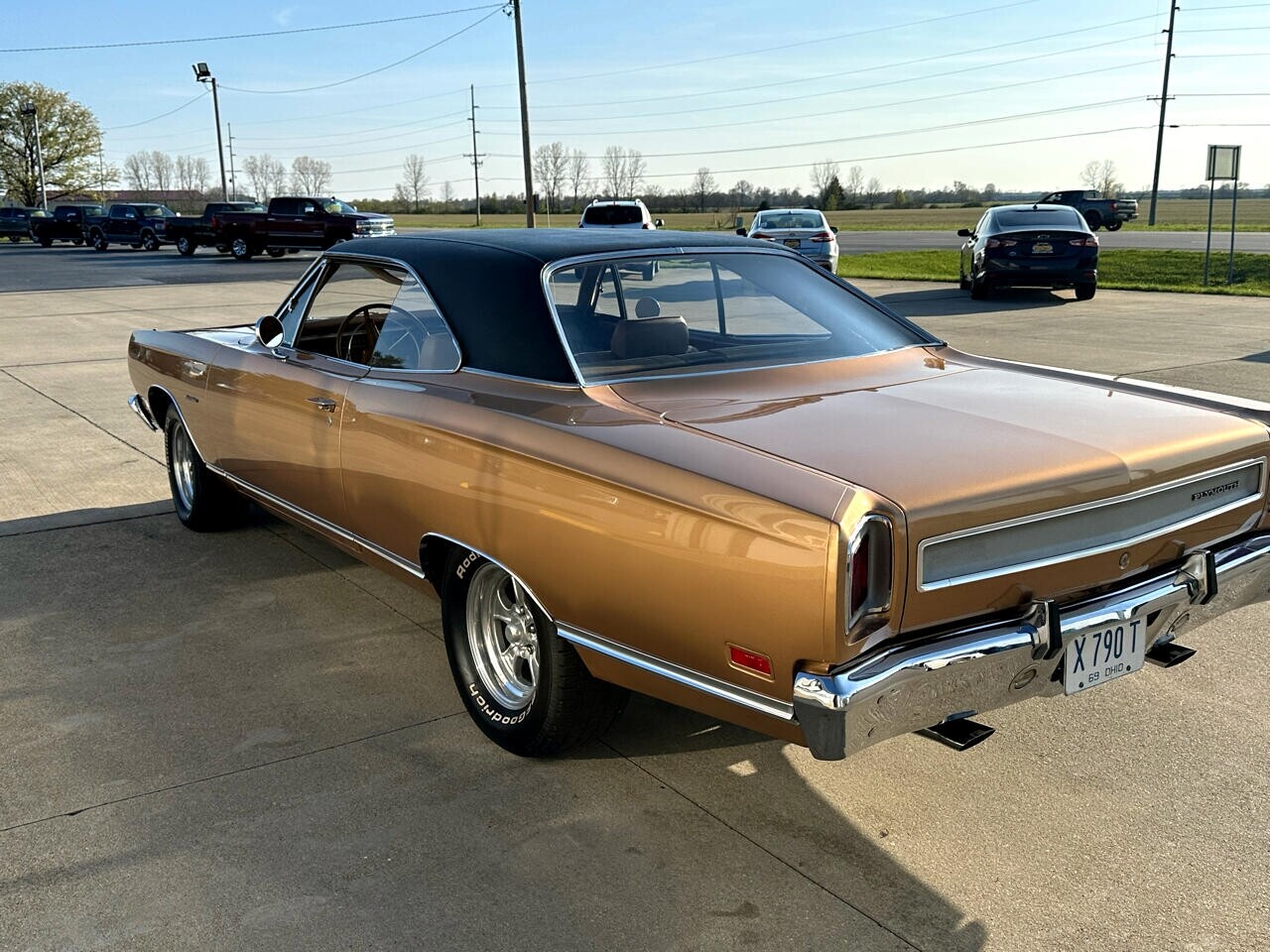 Plymouth-Satellite-1969-Coupe-4
