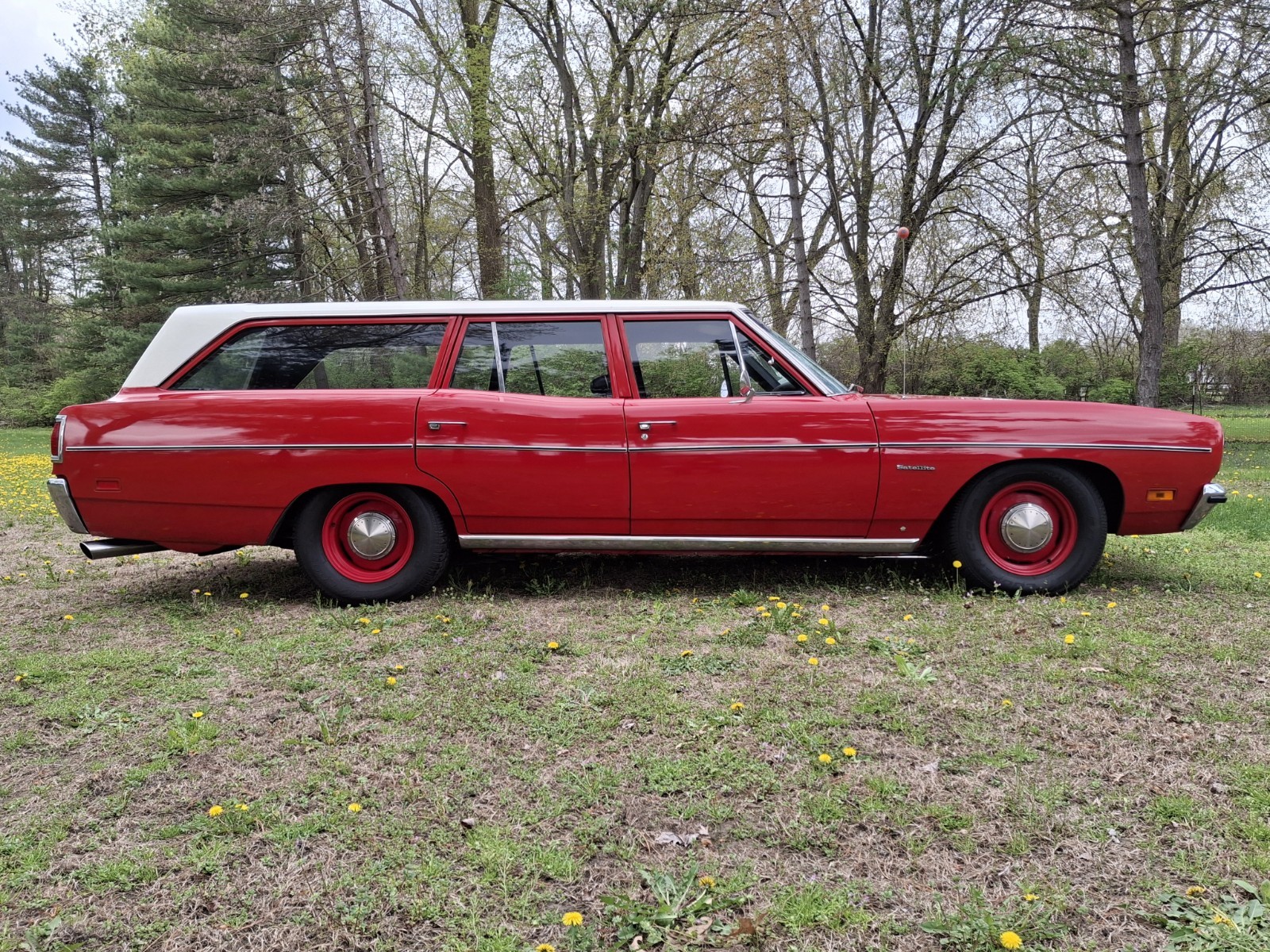 Plymouth-Satellite-1970-Wagon-5