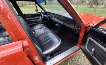 Plymouth-Satellite-1970-Wagon-9