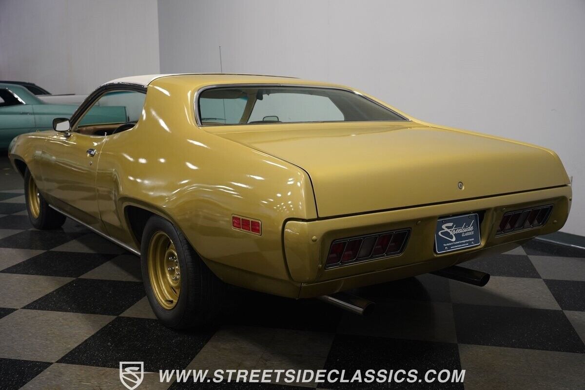 Plymouth-Satellite-1971-Coupe-11