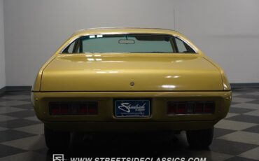 Plymouth-Satellite-1971-Coupe-13