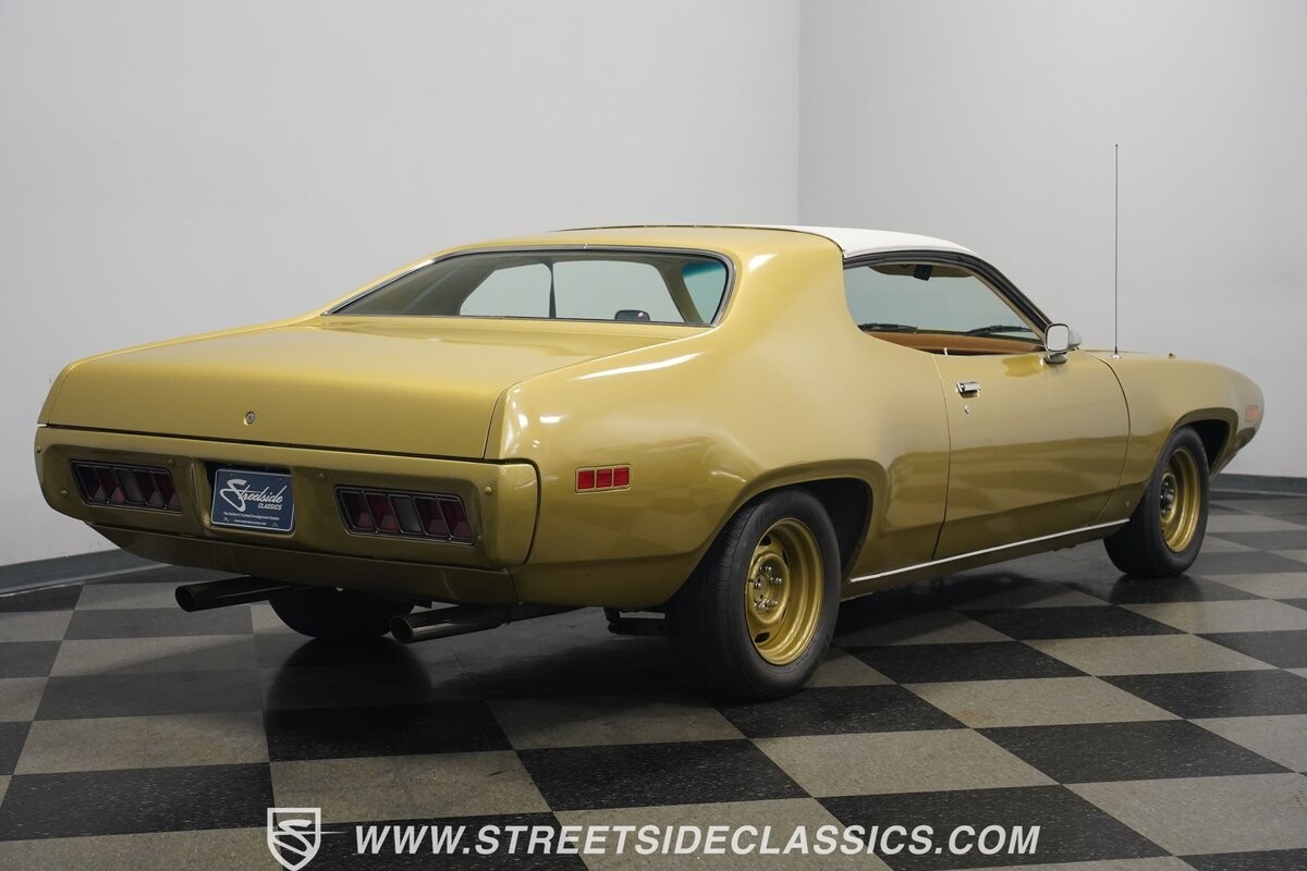 Plymouth-Satellite-1971-Coupe-14