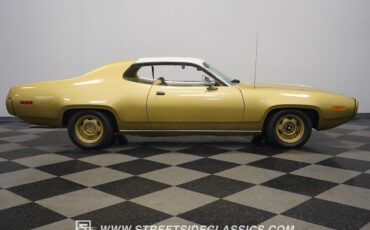 Plymouth-Satellite-1971-Coupe-17