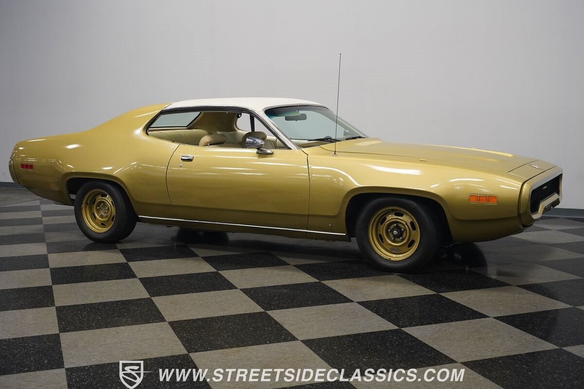 Plymouth-Satellite-1971-Coupe-18