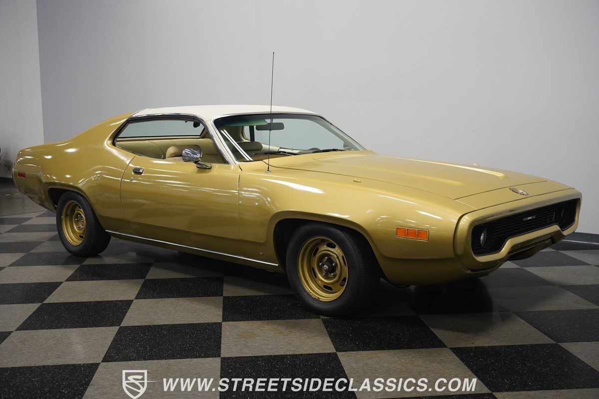 Plymouth-Satellite-1971-Coupe-19