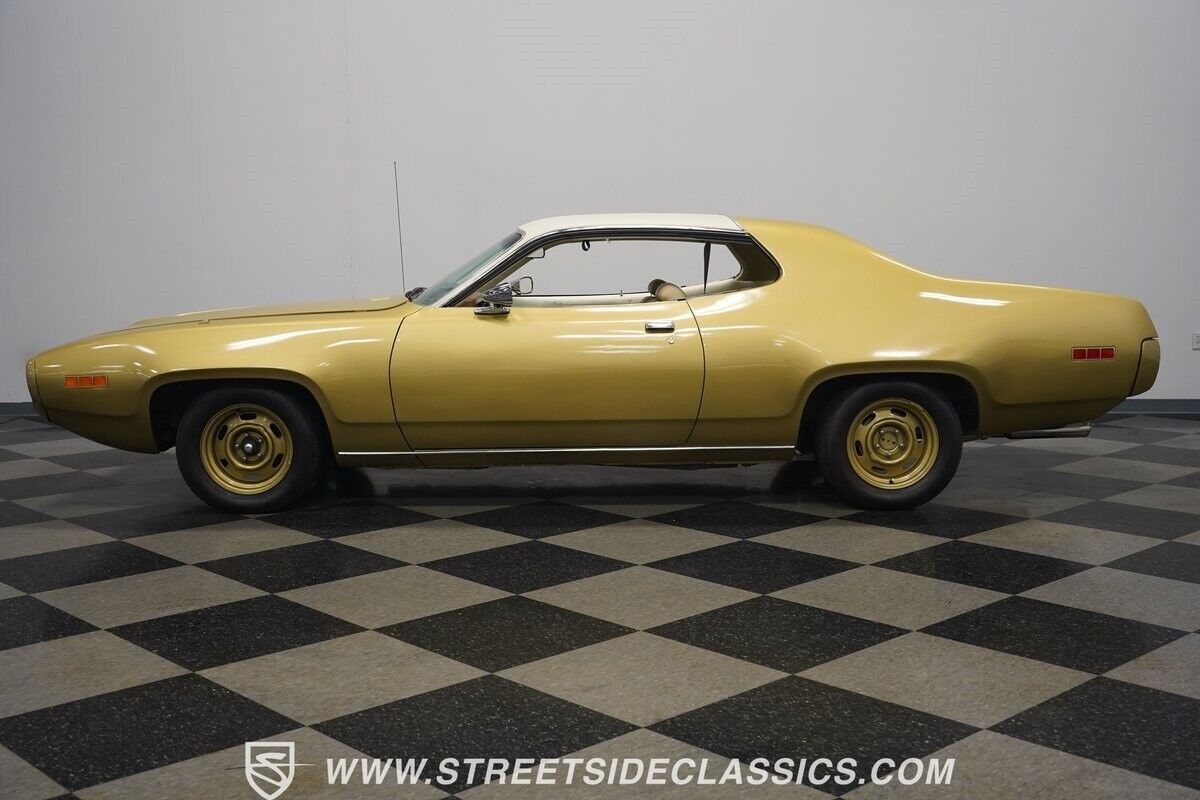 Plymouth-Satellite-1971-Coupe-2