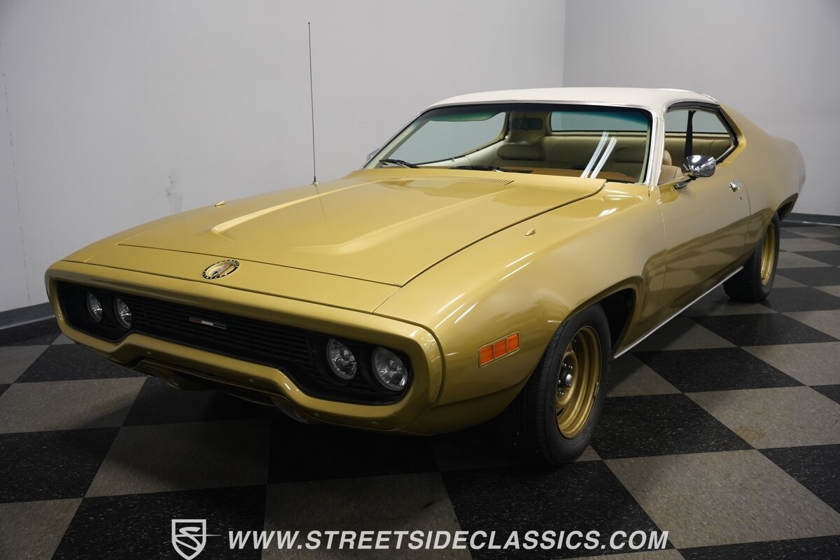 Plymouth-Satellite-1971-Coupe-23