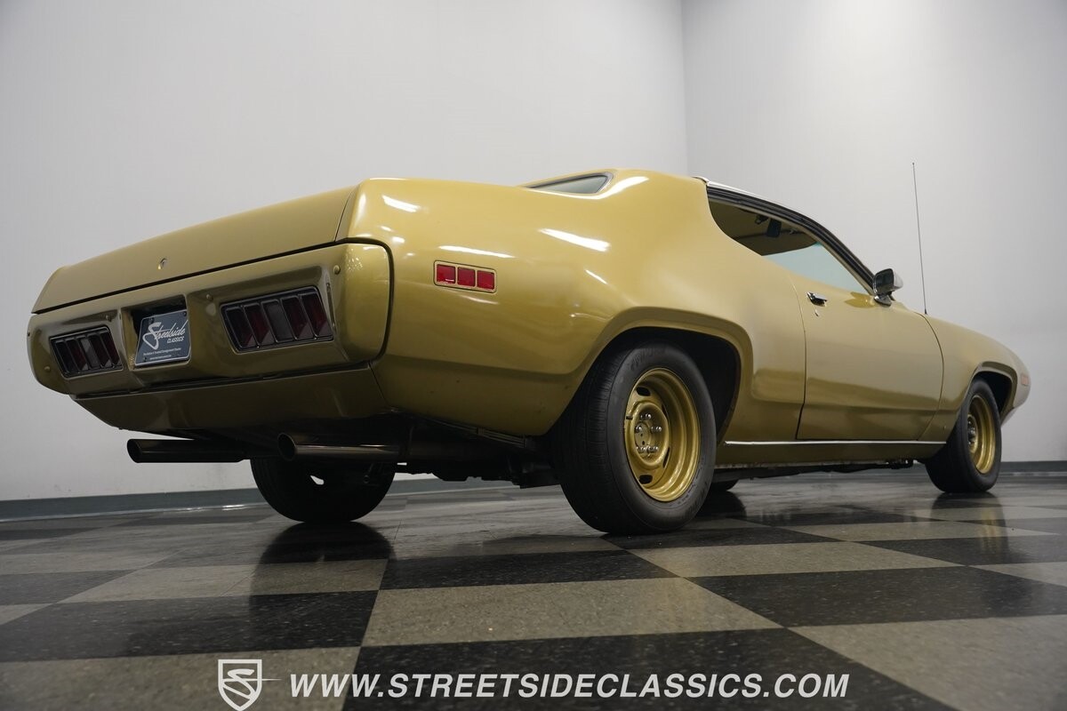Plymouth-Satellite-1971-Coupe-32