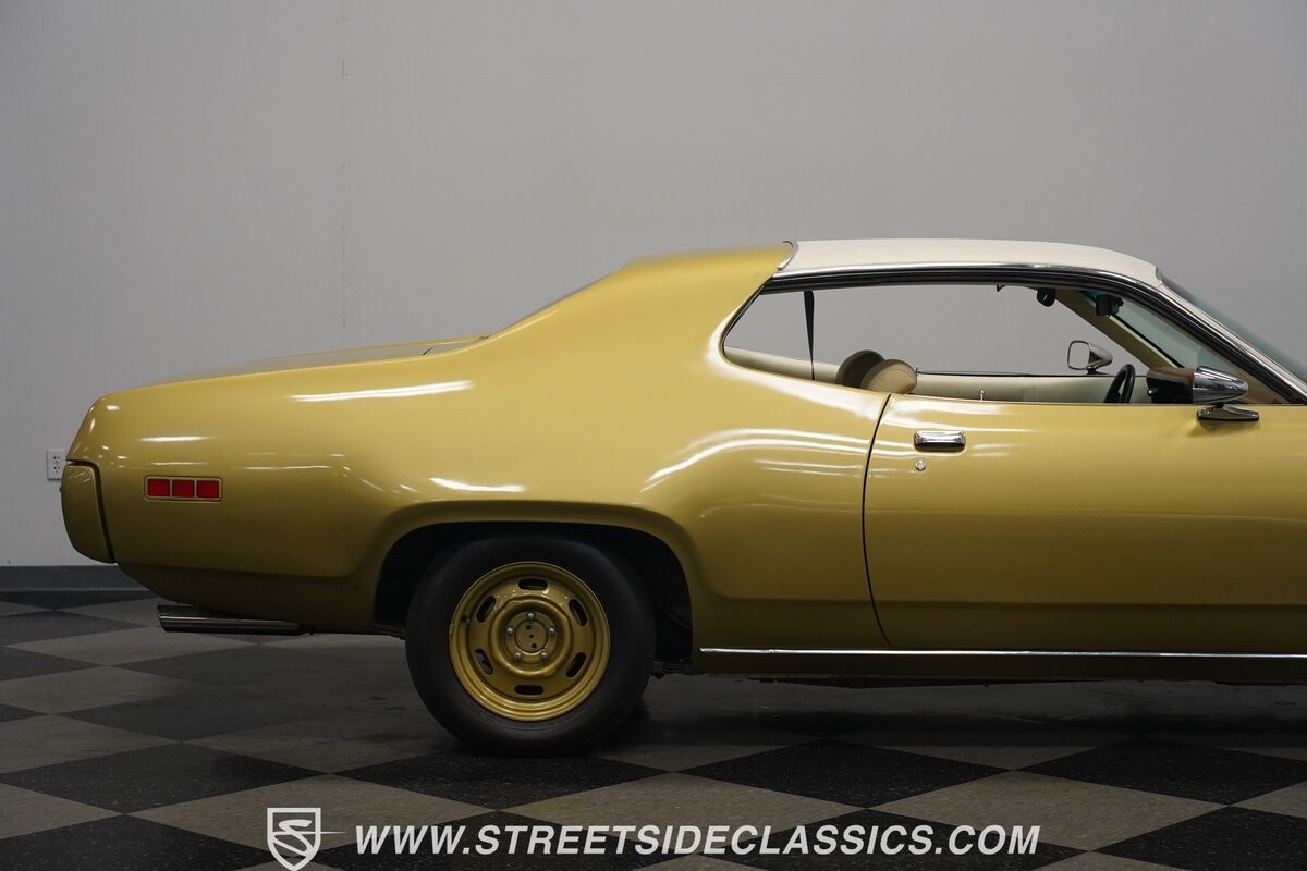 Plymouth-Satellite-1971-Coupe-34