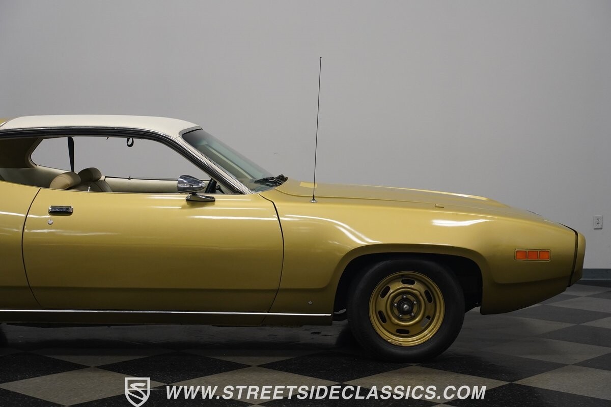 Plymouth-Satellite-1971-Coupe-35