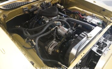 Plymouth-Satellite-1971-Coupe-37