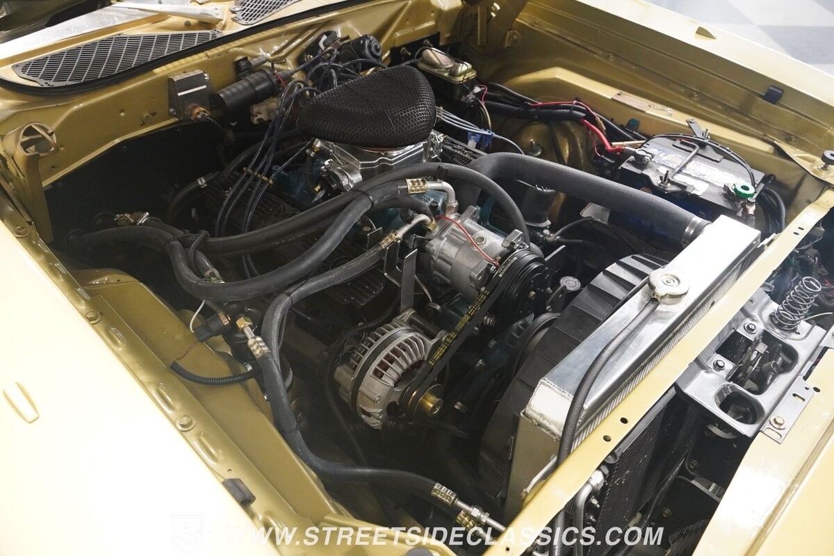 Plymouth-Satellite-1971-Coupe-37
