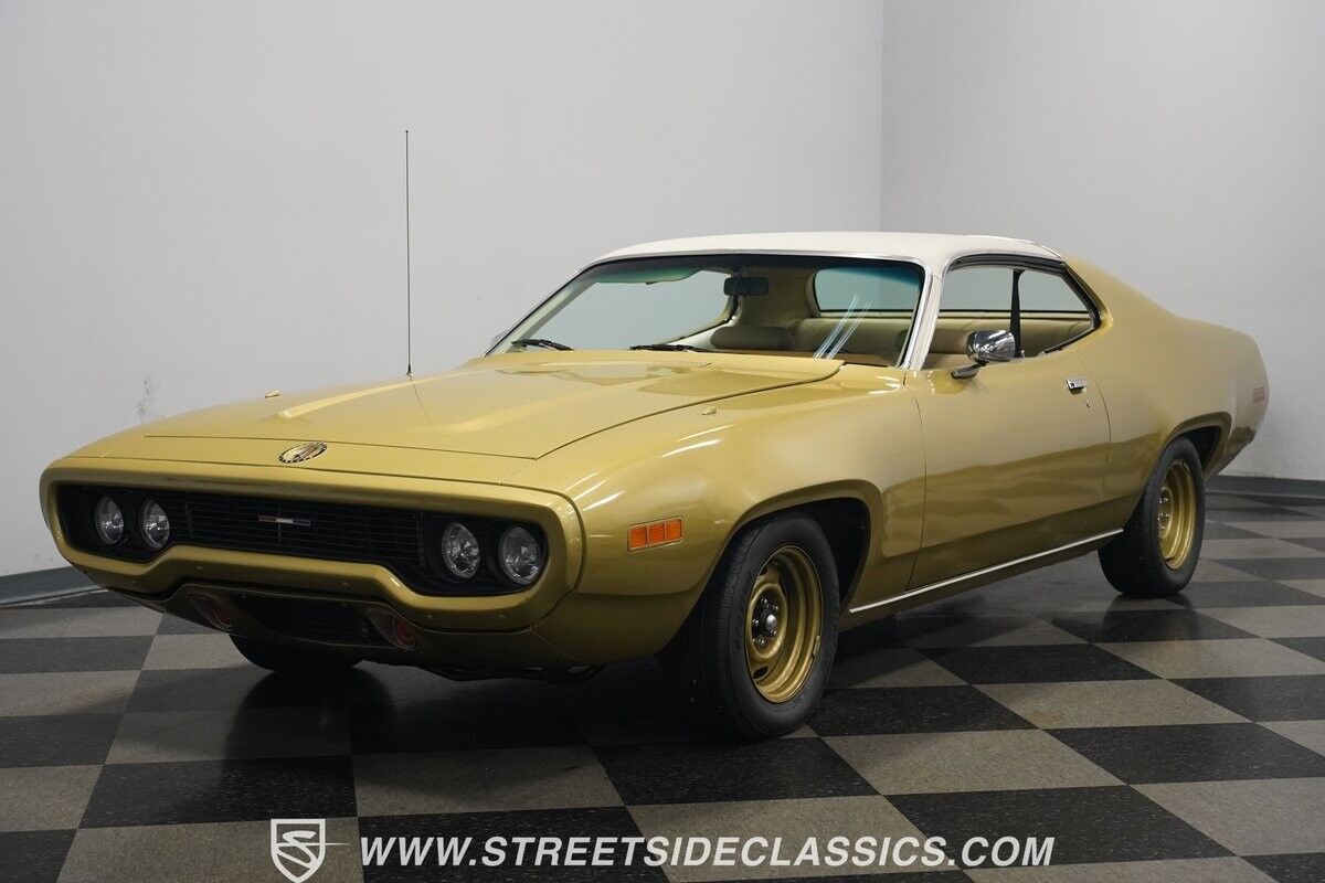 Plymouth-Satellite-1971-Coupe-5