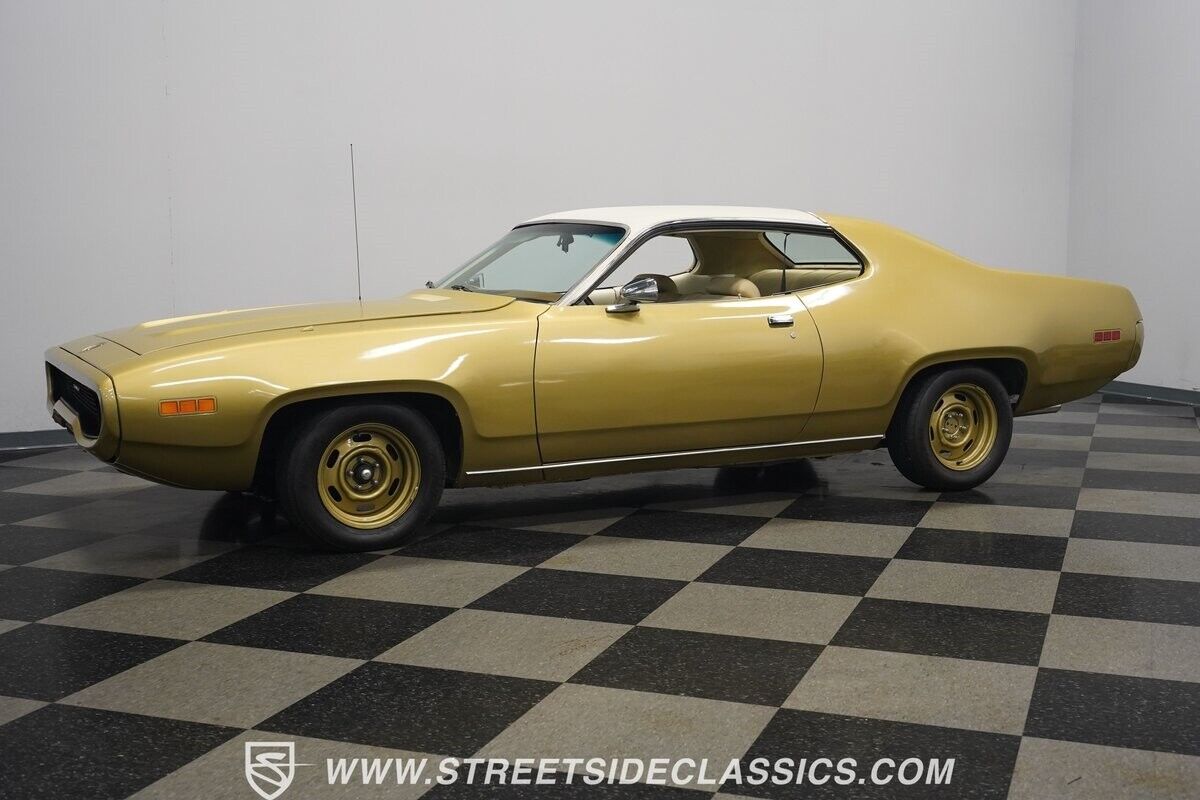 Plymouth-Satellite-1971-Coupe-7
