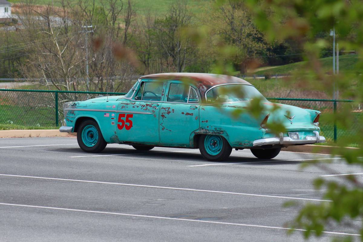 Plymouth-Savoy-1955-custom-2