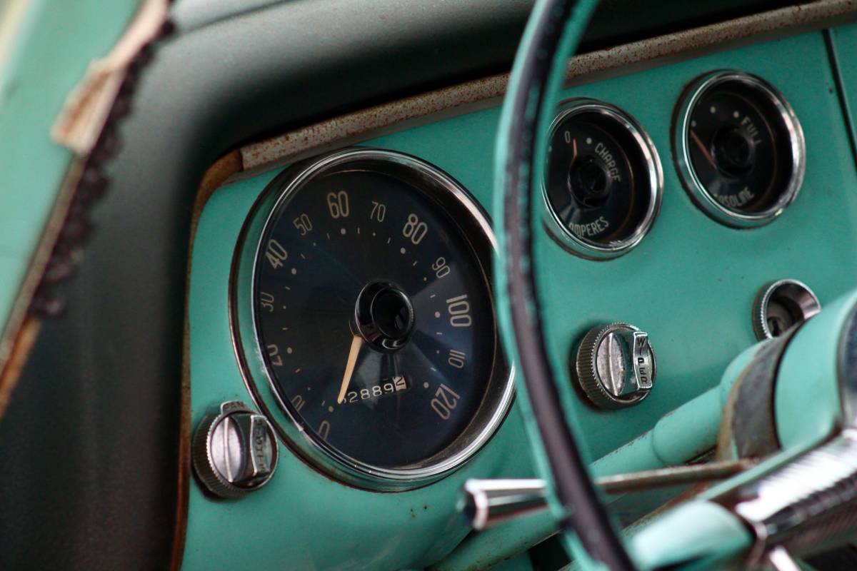 Plymouth-Savoy-1955-custom-6
