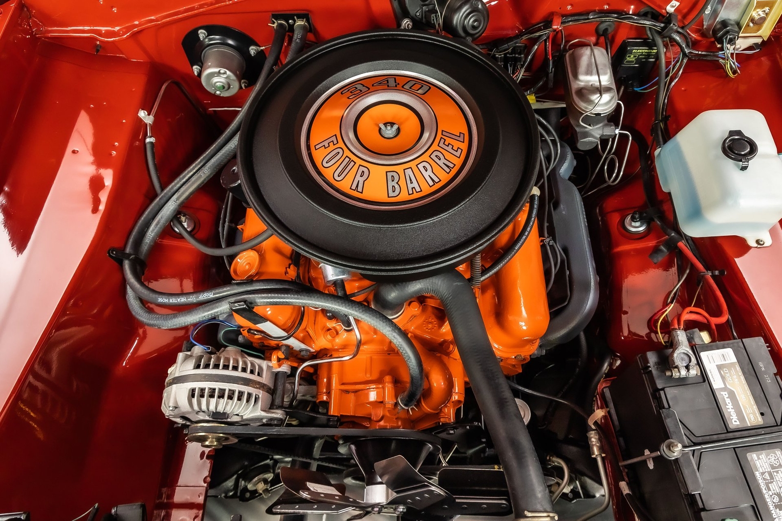 Plymouth-Scamp-1971-Coupe-2