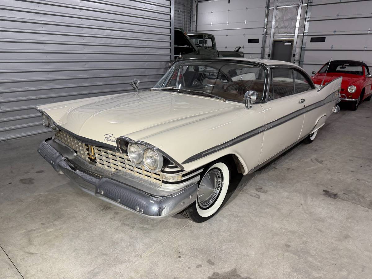 Plymouth-Sport-fury-1959-white-1