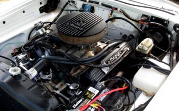 Plymouth-Sport-fury-1964-white-13