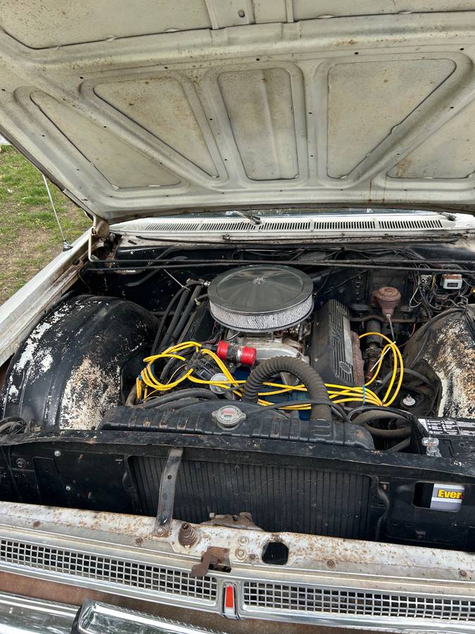 Plymouth-Sport-fury-1965-white-10