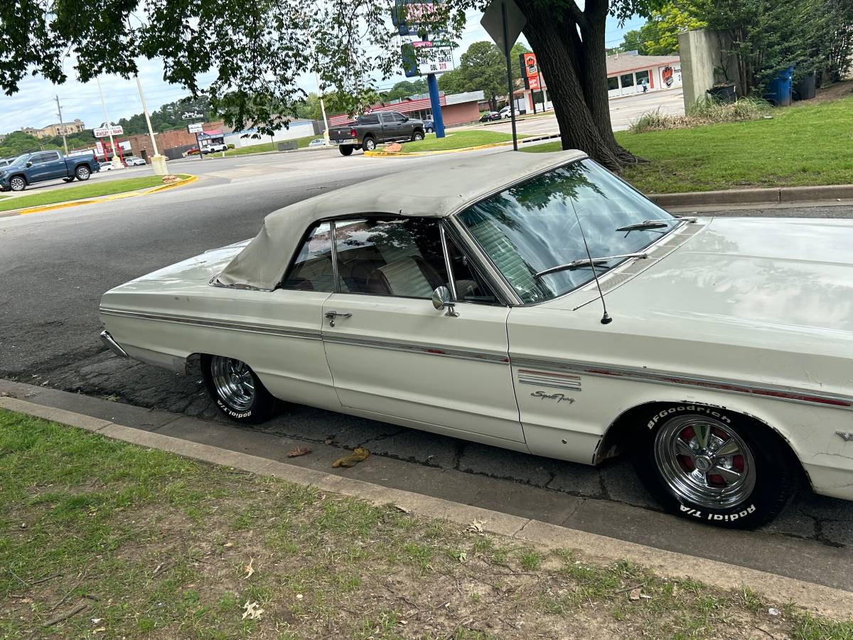 Plymouth-Sport-fury-1965-white-2