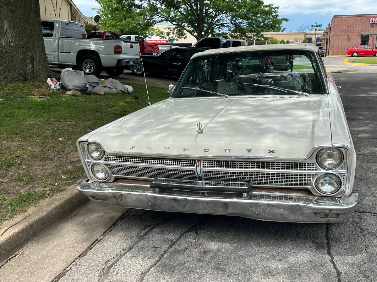Plymouth-Sport-fury-1965-white-3