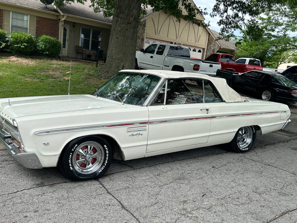 Plymouth-Sport-fury-1965-white